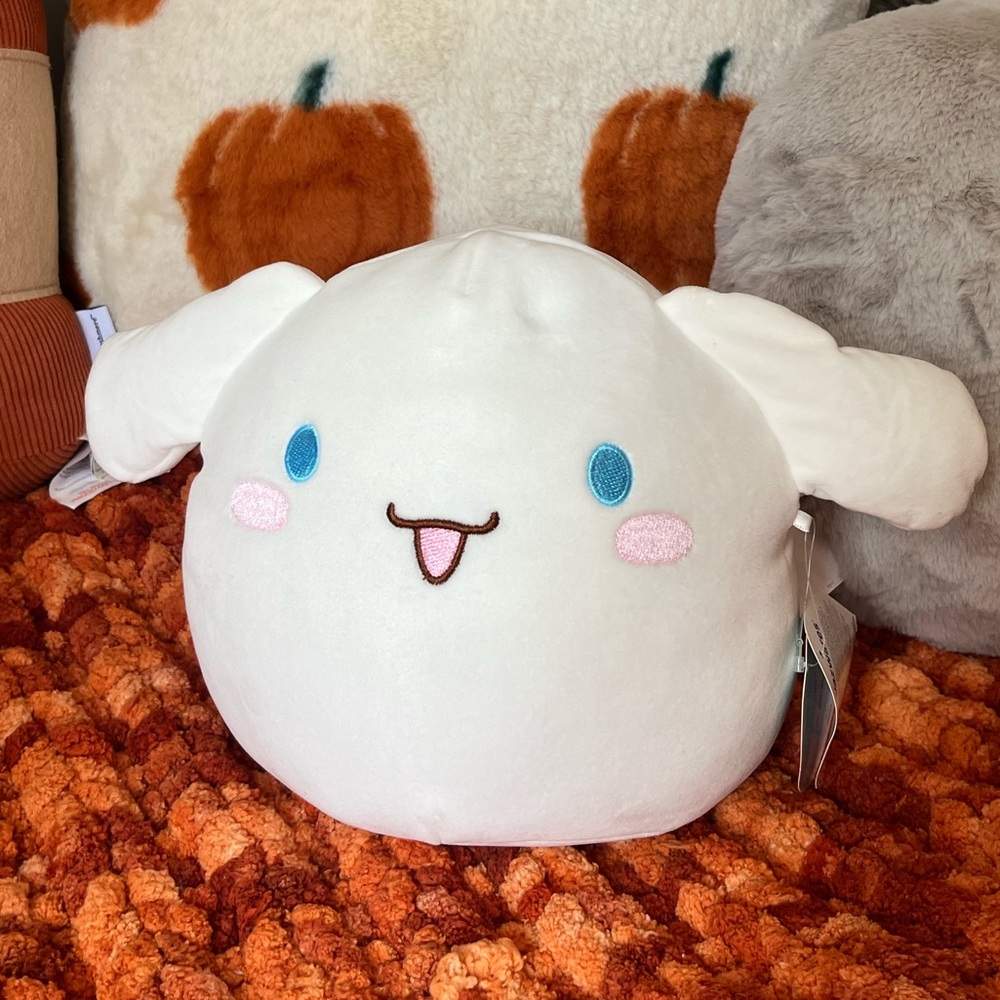 Squishmallows Cinnamoroll Hello Kitty and Friends Collection NWT